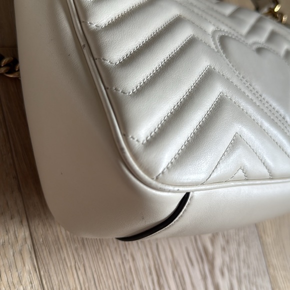 Gucci medium marmont bag - Picture 13 of 17